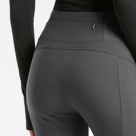 Athleta Pants - 💃🏻NEW💃🏻ATHLETA STELLAR TIGHT💃🏻